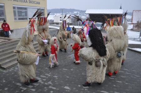 Kurenti iz Ptuja v Škocjanu 5